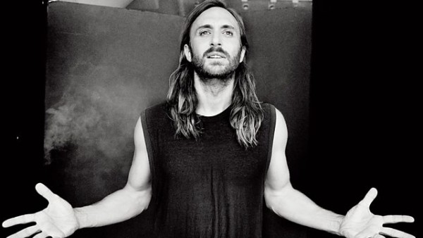Diplo & Friends 2015-12-27 David Guetta in the mix