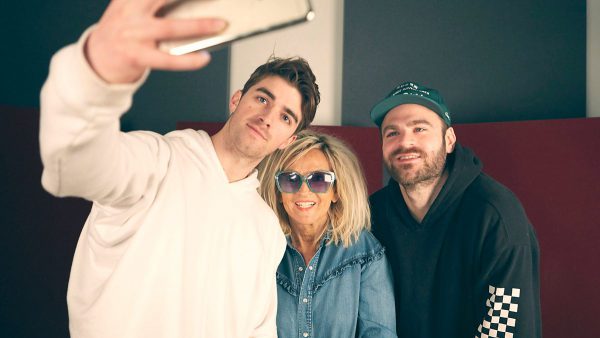 Annie Nightingale 2017-04-05 The Chainsmokers Special + Boys Noize and Stanton Warriors mixes
