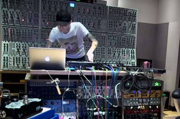 Deadmau5 Home Studio Live Set 14 04 06 Techno Vibes Core News