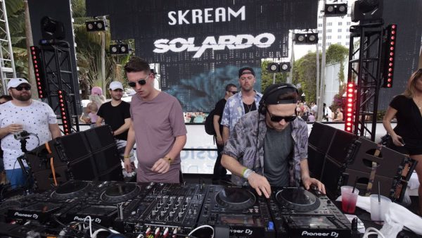 Skream B2B Solardo live from The Birdhouse Pool Party In Miami 2017-03-29